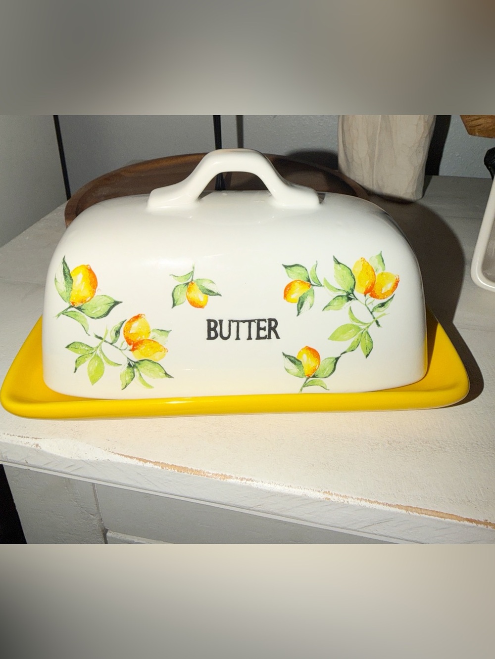Ceramic Lemon Butter Dish with Yellow Base